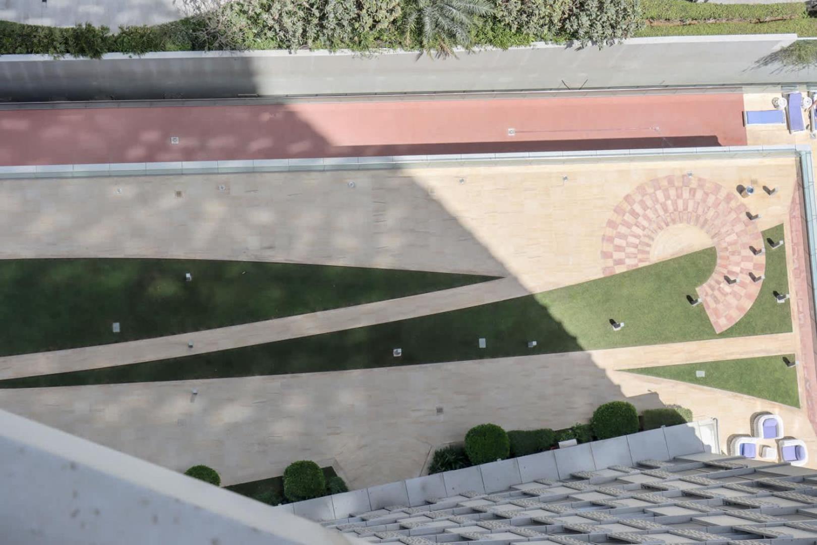 Livbnb-spacious 2 Bedroom In Marina With Balcony * Dubai