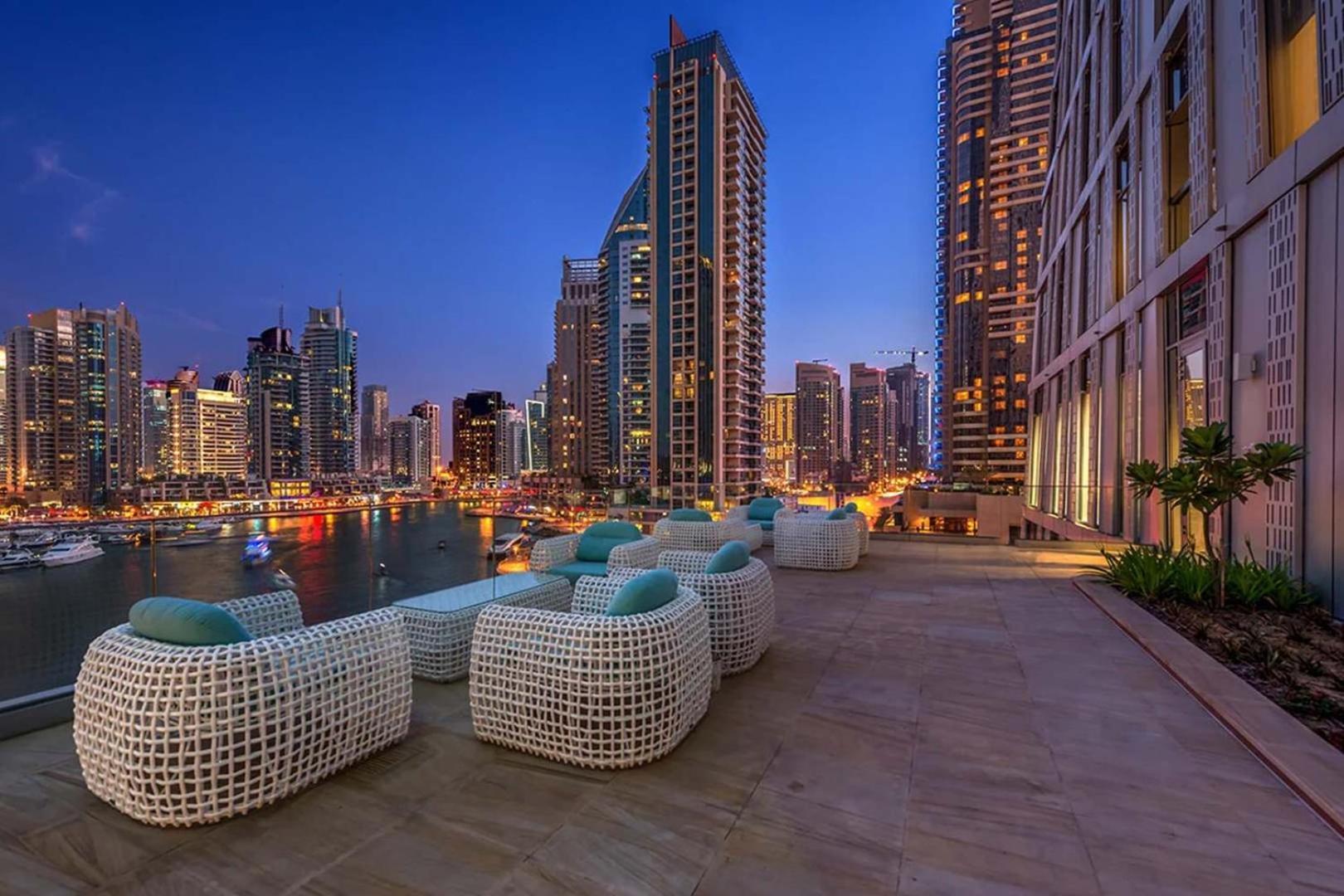 Livbnb-spacious 2 Bedroom In Marina With Balcony Apartment Dubai