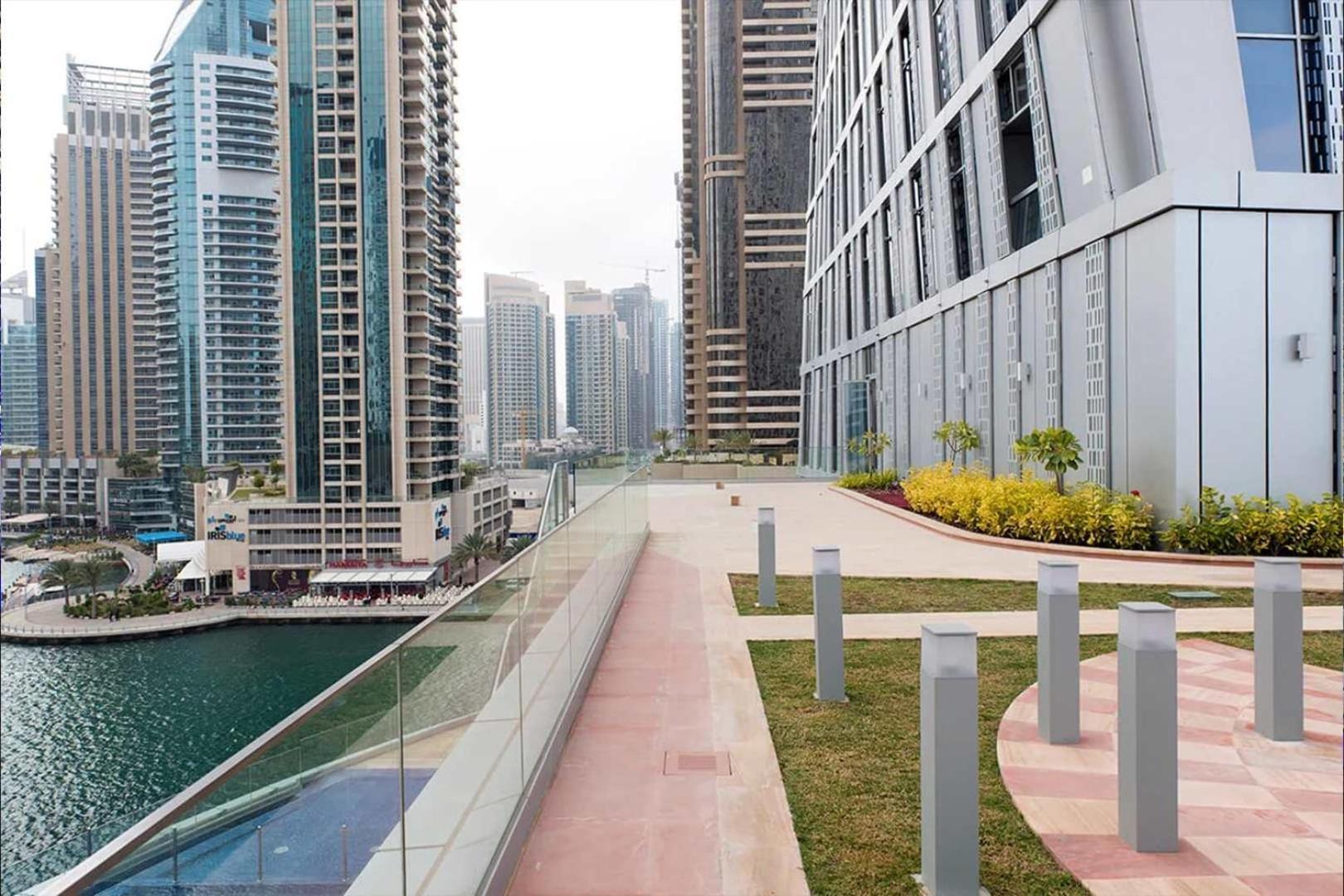 Livbnb-spacious 2 Bedroom In Marina With Balcony Apartment