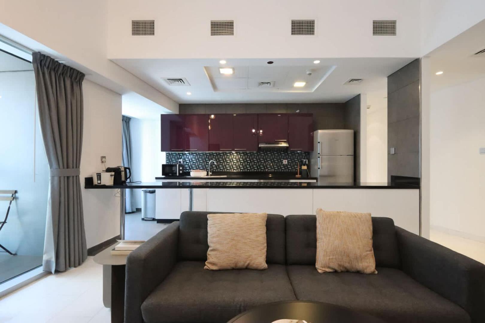Livbnb-spacious 2 Bedroom In Marina With Balcony Apartment Dubai
